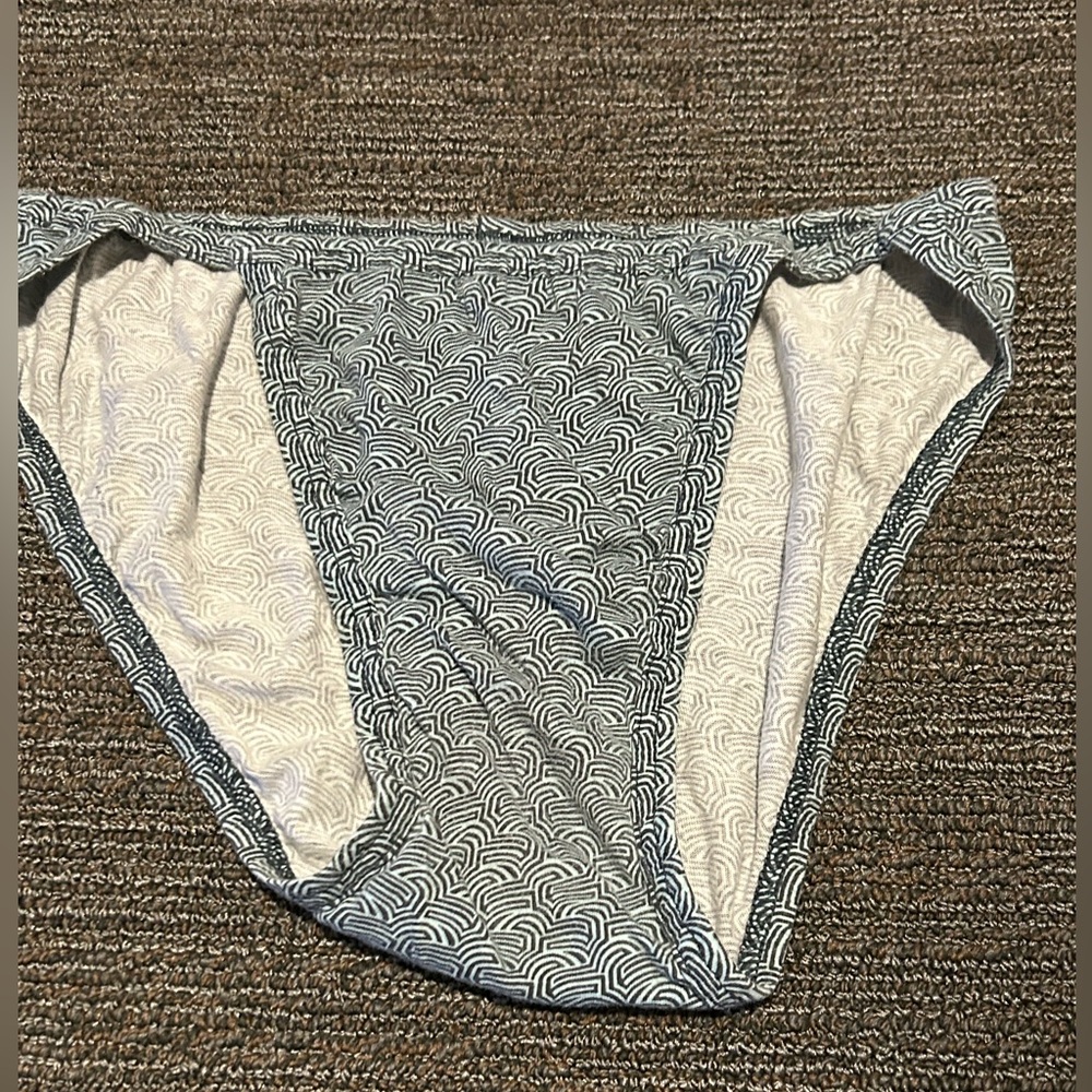 Geometric Patterned Bikini Bottom